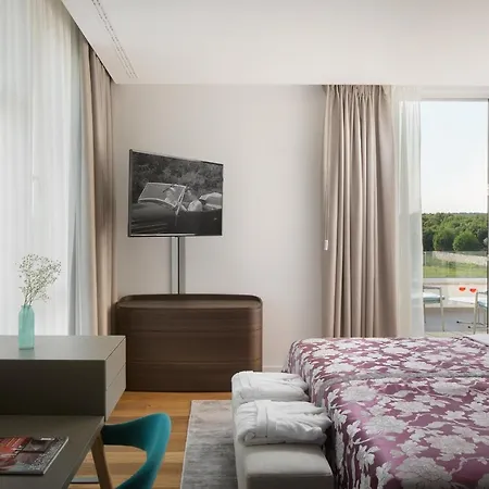 Modern Noble With Outdoor Pool And Game ヴィラ *